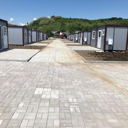 Glamtainer Court Ξενοδοχείο Curteni Εξωτερικό φωτογραφία